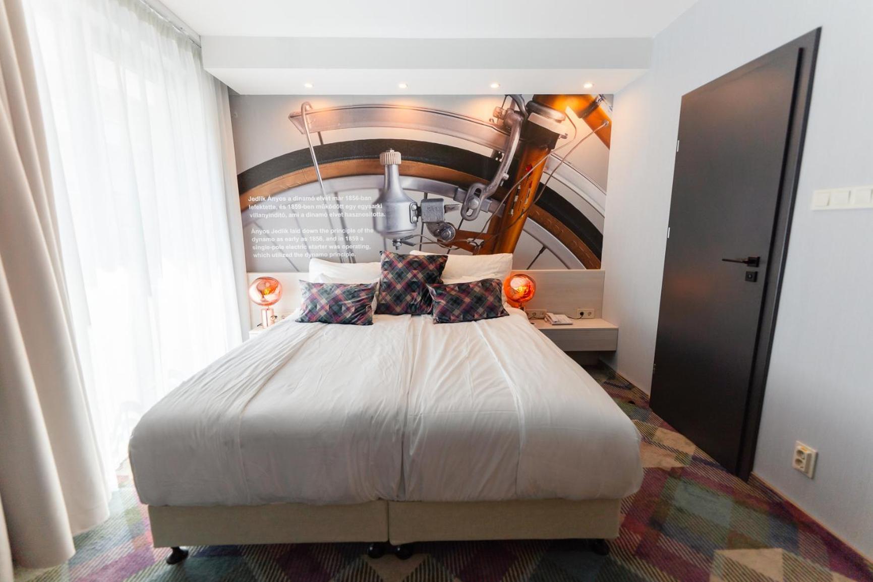 Science Hotel Premium Сегед Екстер'єр фото